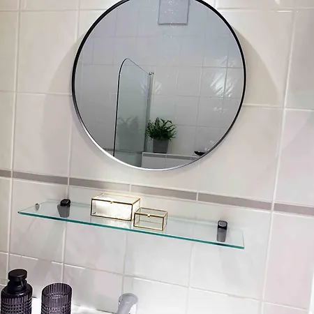 Ruhig Zentral Privatparkplatz Historischer Stuckaltbau