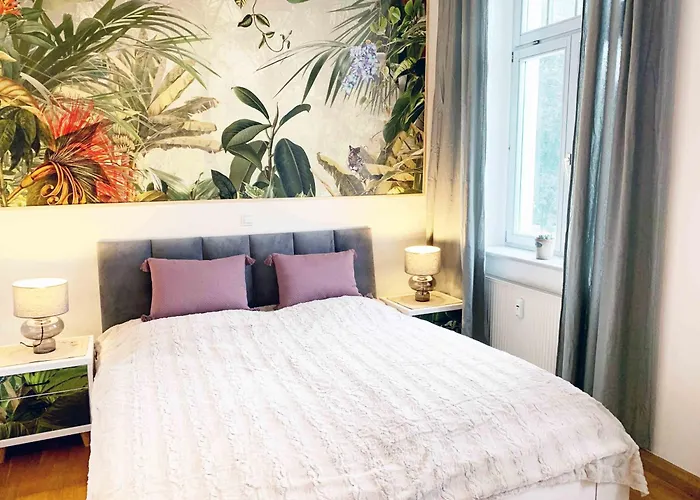 Ruhig Zentral Privatparkplatz Historischer Stuckaltbau Διαμέρισμα Δρέσδη