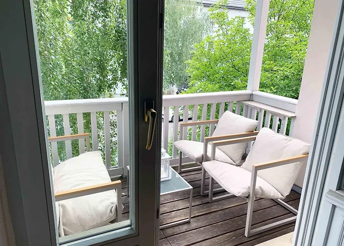 Ruhig Zentral Privatparkplatz Historischer Stuckaltbau * Δρέσδη